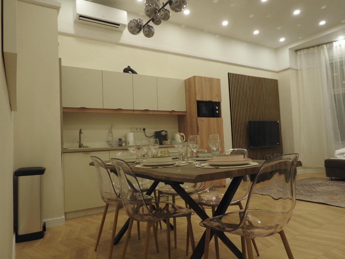 Marton'S Dessewffy Apartments Будапеща Екстериор снимка